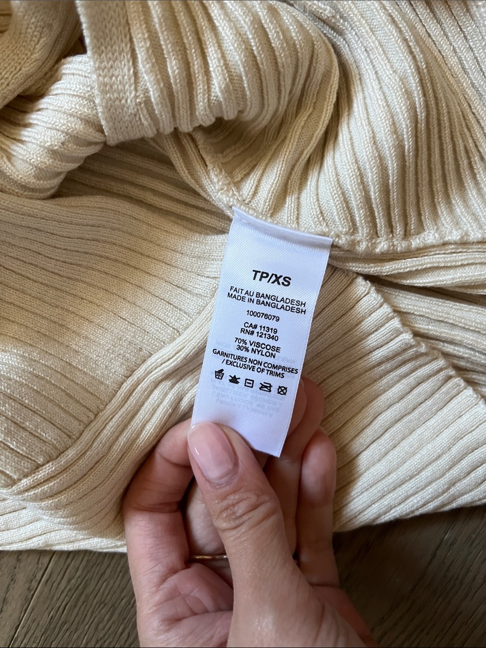 Dynamite Ribbed Twist-Front Cream Tank - Picture 4 of 6